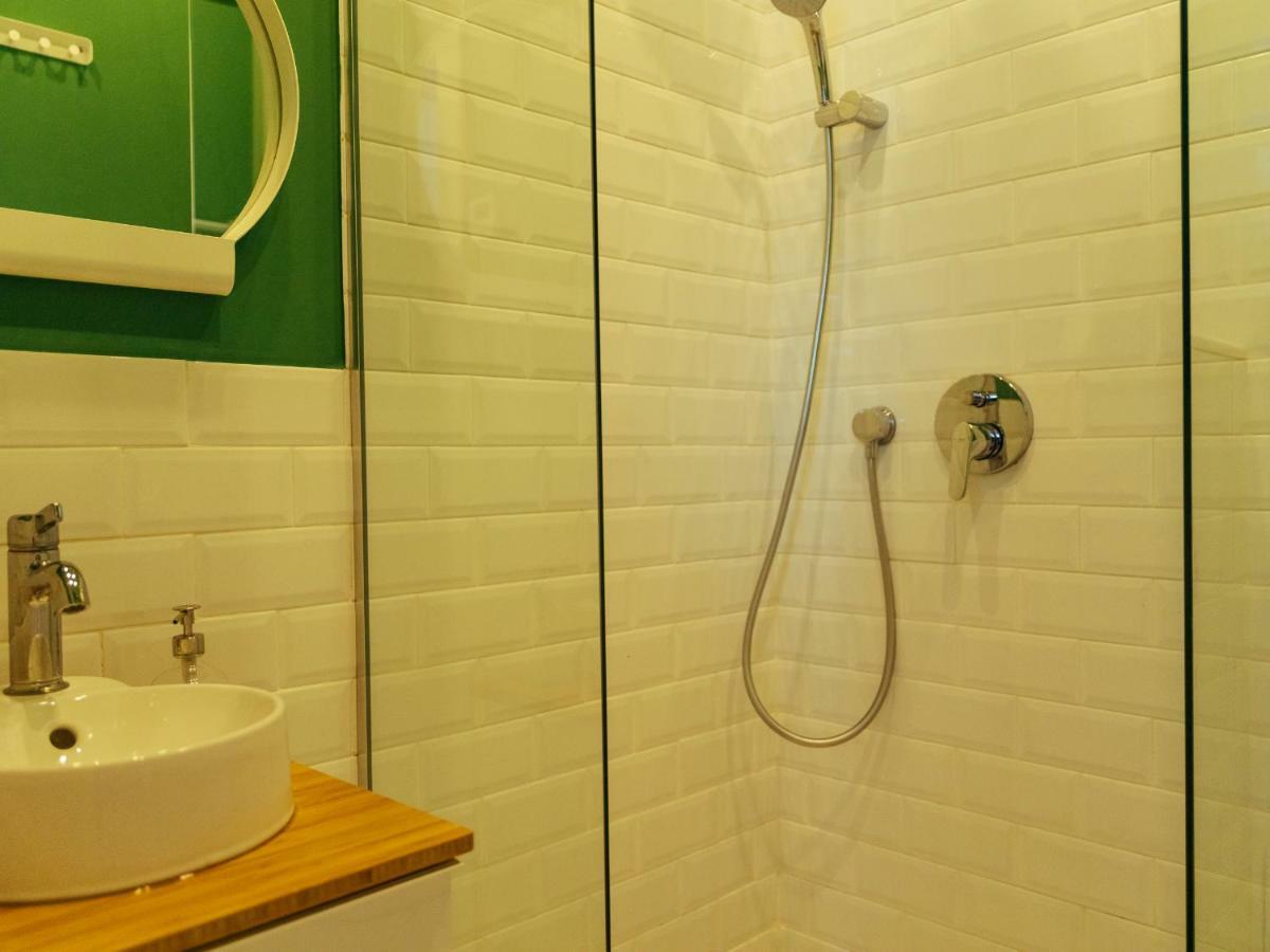 Boutique Luxury Flats - La Maison Du Petit Paris บูคาเรสต์ ภายนอก รูปภาพ