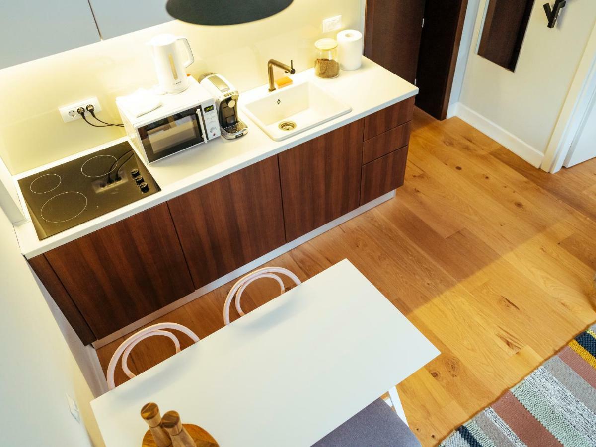 Boutique Luxury Flats - La Maison Du Petit Paris บูคาเรสต์ ภายนอก รูปภาพ