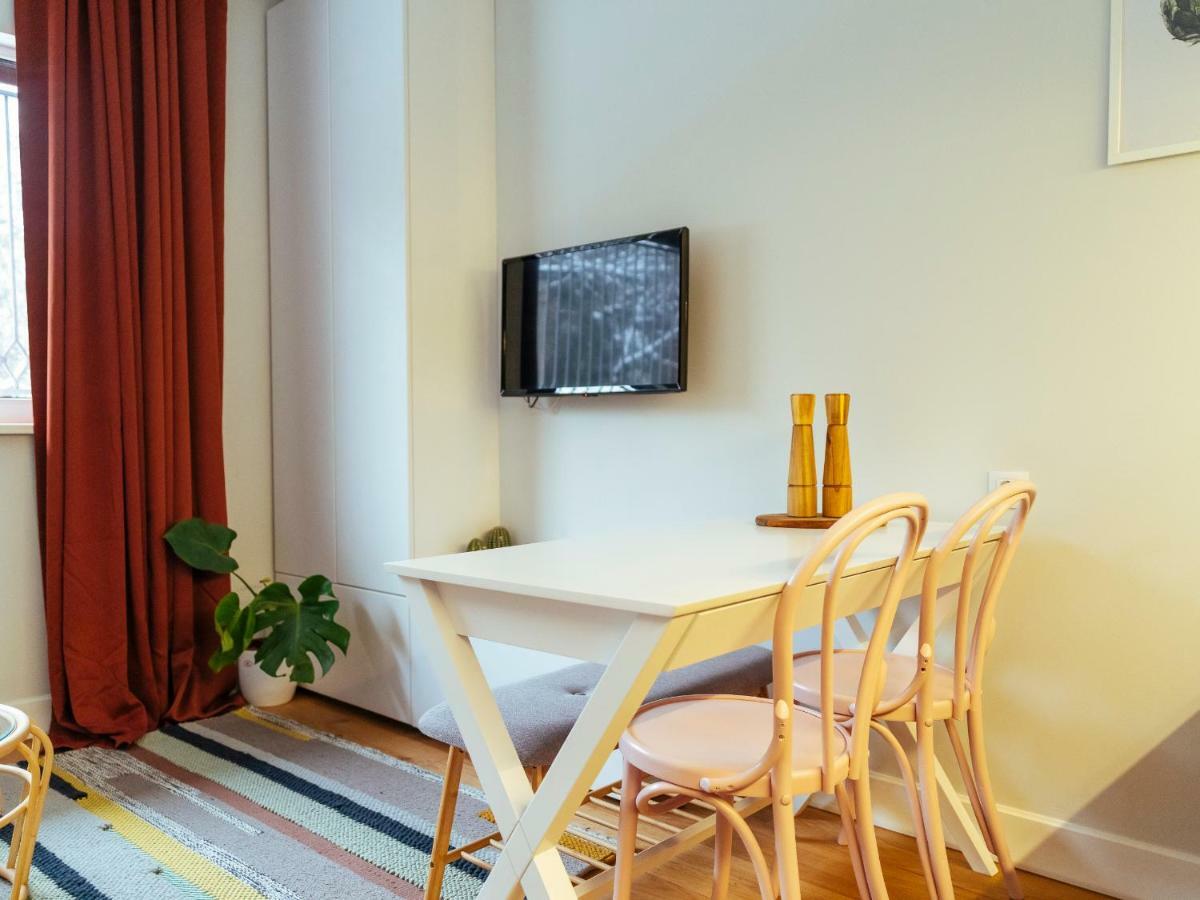 Boutique Luxury Flats - La Maison Du Petit Paris บูคาเรสต์ ภายนอก รูปภาพ