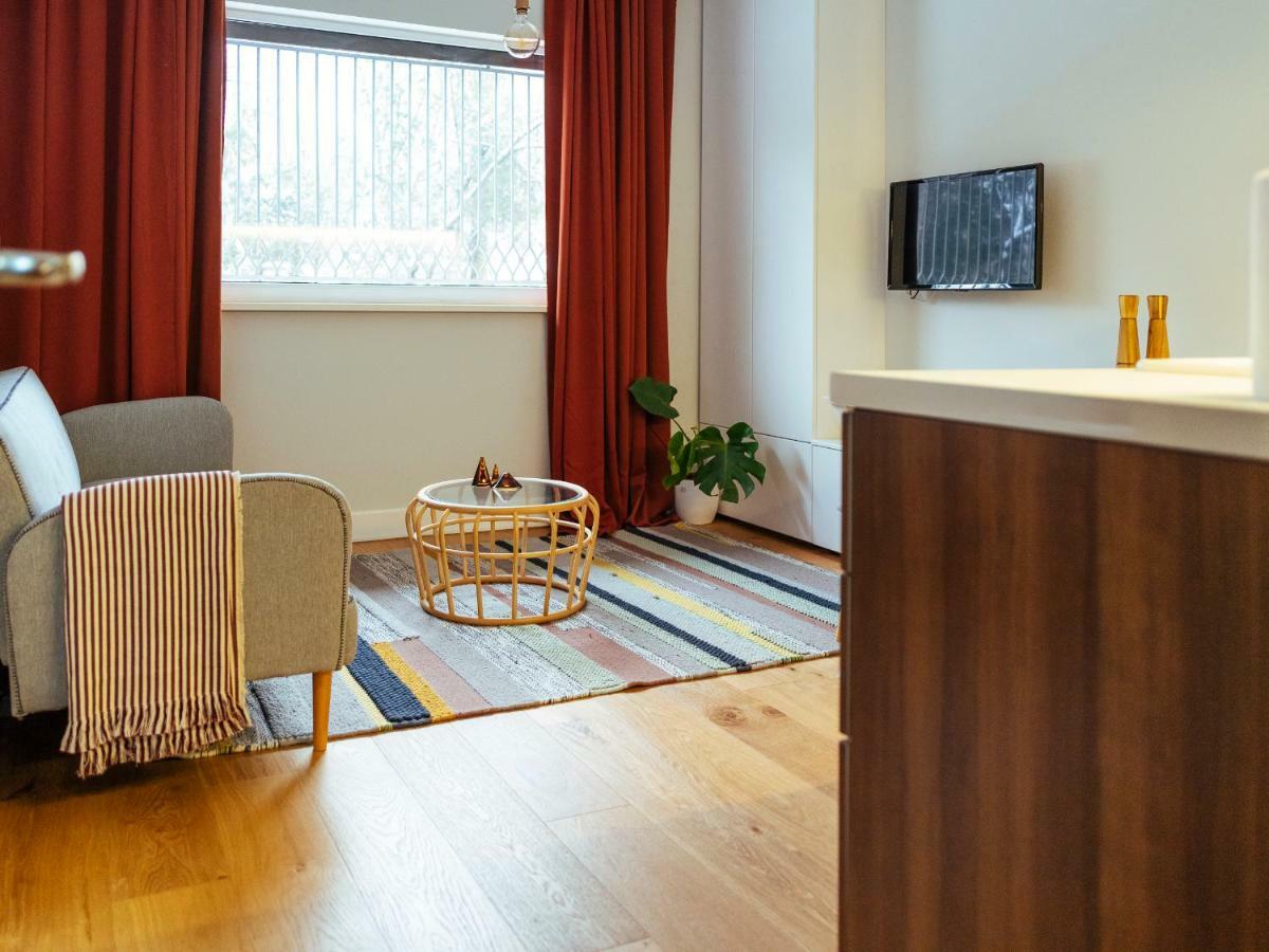 Boutique Luxury Flats - La Maison Du Petit Paris บูคาเรสต์ ภายนอก รูปภาพ