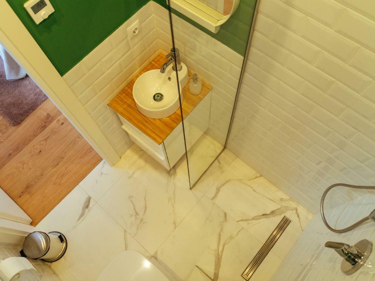 Boutique Luxury Flats - La Maison Du Petit Paris บูคาเรสต์ ภายนอก รูปภาพ